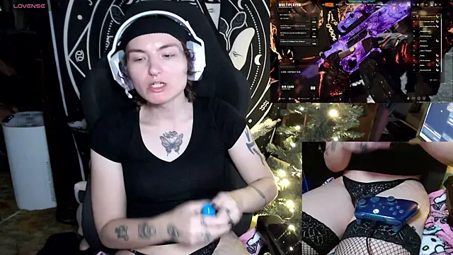 Snapshot of BrandiWRLD_999 chatting on December 20, 2024, 2:08 am BrandiWRLD 999 online show from December 20, 2024, 2:08 am