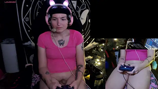 Snapshot of BrandiWRLD_999 chatting on December 24, 2024, 3:16 am BrandiWRLD 999 online show from December 24, 2024, 3:16 am