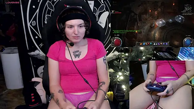 Snapshot of BrandiWRLD_999 chatting on December 26, 2024, 1:07 am BrandiWRLD 999 online show from December 26, 2024, 1:07 am