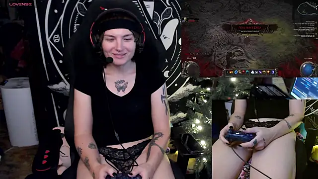 Snapshot of BrandiWRLD_999 chatting on December 27, 2024, 1:22 am BrandiWRLD 999 online show from December 27, 2024, 1:22 am