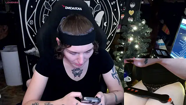 Snapshot of BrandiWRLD_999 chatting on December 31, 2024, 9:50 pm BrandiWRLD 999 online show from December 31, 2024, 9:50 pm