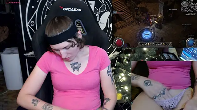 Snapshot of BrandiWRLD_999 chatting on January 3, 2025, 4:33 am BrandiWRLD 999 online show from January 3, 2025, 4:33 am