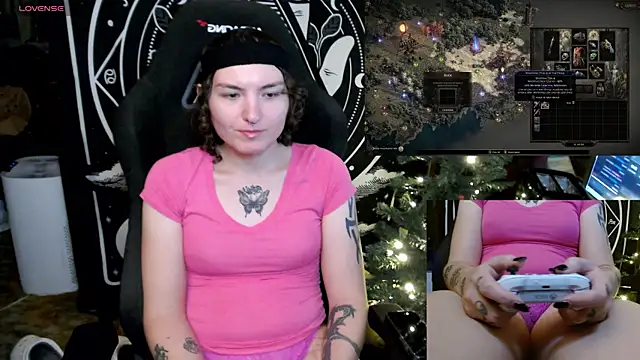 Snapshot of BrandiWRLD_999 chatting on January 5, 2025, 11:12 pm BrandiWRLD 999 online show from January 5, 2025, 11:12 pm