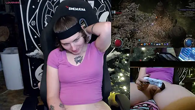 Snapshot of BrandiWRLD_999 chatting on January 7, 2025, 5:43 am BrandiWRLD 999 online show from January 7, 2025, 5:43 am