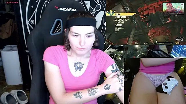 Snapshot of BrandiWRLD_999 chatting on January 9, 2025, 12:57 am BrandiWRLD 999 online show from January 9, 2025, 12:57 am