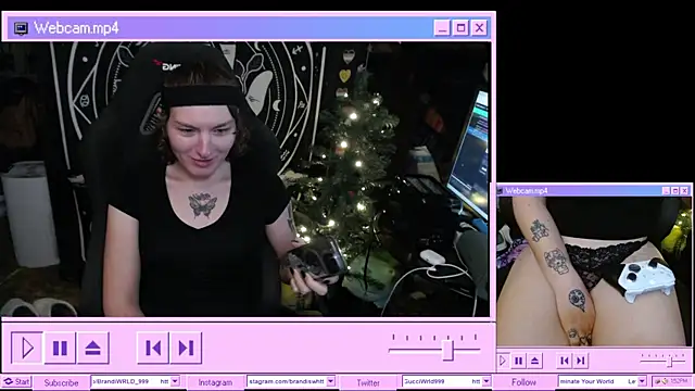 Snapshot of BrandiWRLD_999 chatting on January 10, 2025, 7:54 pm BrandiWRLD 999 online show from January 10, 2025, 7:54 pm