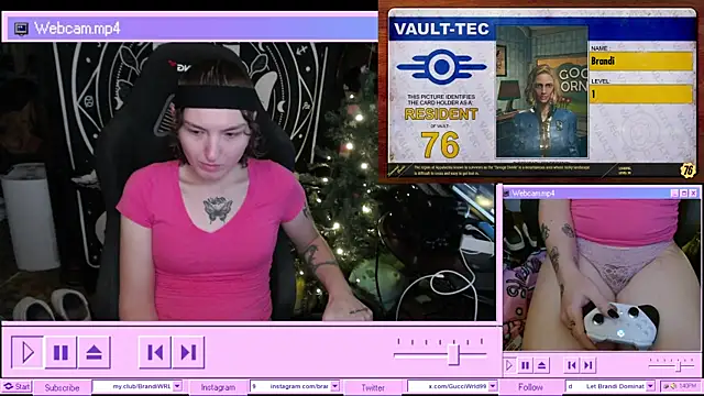 Snapshot of BrandiWRLD_999 chatting on January 12, 2025, 7:42 pm BrandiWRLD 999 online show from January 12, 2025, 7:42 pm