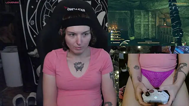 Snapshot of BrandiWRLD_999 chatting on January 15, 2025, 12:41 am BrandiWRLD 999 online show from January 15, 2025, 12:41 am