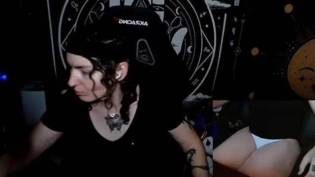 Snapshot of BrandiWRLD_999 chatting on September 30, 2025, 7:19 pm BrandiWRLD 999 online show from September 30, 2025, 7:19 pm