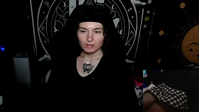 Snapshot of BrandiWRLD_999 chatting on October 2, 2025, 8:05 pm BrandiWRLD 999 online show from October 2, 2025, 8:05 pm