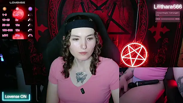 Snapshot of BrandiWRLD_999 chatting on November 5, 2025, 1:16 am BrandiWRLD 999 online show from November 5, 2025, 1:16 am