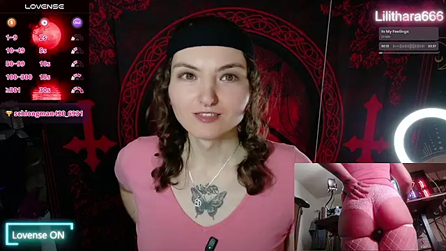 Snapshot of BrandiWRLD_999 chatting on November 20, 2025, 7:35 pm BrandiWRLD 999 online show from November 20, 2025, 7:35 pm