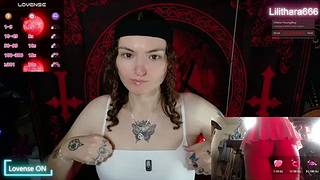 Snapshot of BrandiWRLD_999 chatting on November 26, 2025, 2:12 am BrandiWRLD 999 online show from November 26, 2025, 2:12 am