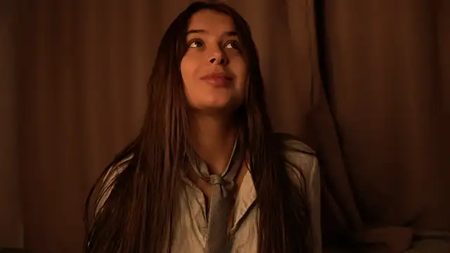 elisa moon online show from October 11, 2025, 4:49 pm