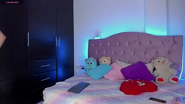 Snapshot of Deisy_sr chatting on January 22, 2025, 12:27 pm Deisy sr online show from January 22, 2025, 12:27 pm