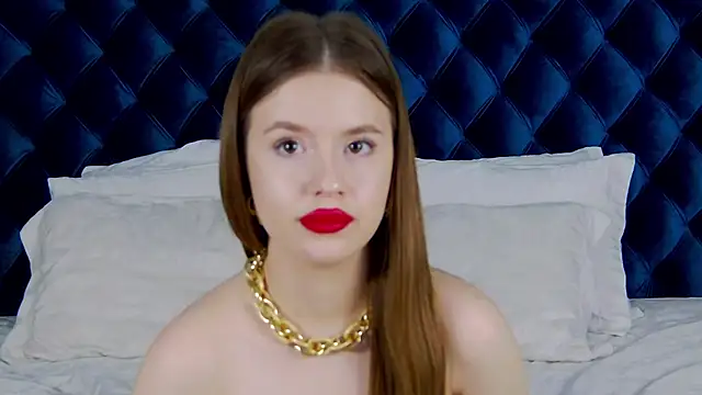 Snapshot of MilanaBalmain chatting on February 9, 2025, 10:31 am MilanaBalmain online show from February 9, 2025, 10:31 am