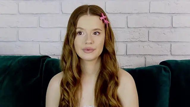 Snapshot of MilanaBalmain chatting on February 18, 2025, 4:37 am MilanaBalmain online show from February 18, 2025, 4:37 am