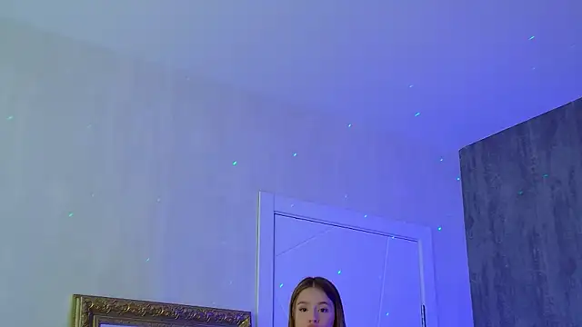 Snapshot of MilanaBalmain chatting on March 10, 2025, 5:11 am MilanaBalmain online show from March 10, 2025, 5:11 am