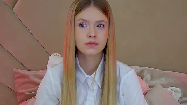 Snapshot of MilanaBalmain chatting on October 20, 2025, 4:13 am MilanaBalmain online show from October 20, 2025, 4:13 am