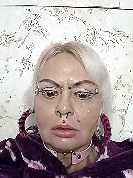 Gardener of Illusions online show from November 6, 2025, 3:29 am