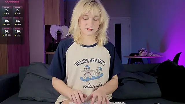 Snapshot of Gregory_Byyrd chatting on November 19, 2025, 6:30 pm Gregory Byyrd online show from November 19, 2025, 6:30 pm