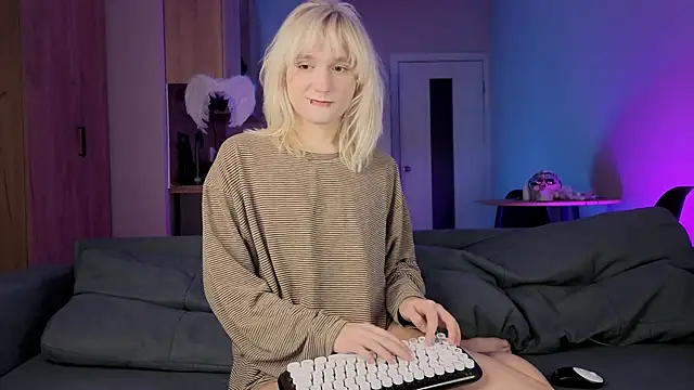 Snapshot of Gregory_Byyrd chatting on November 26, 2025, 7:59 pm Gregory Byyrd online show from November 26, 2025, 7:59 pm