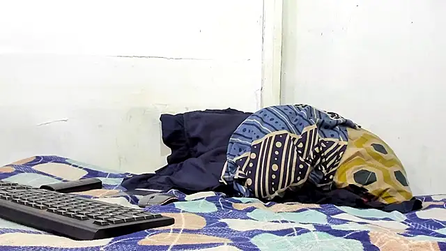 zackmontieel online show from December 3, 2024, 12:16 pm