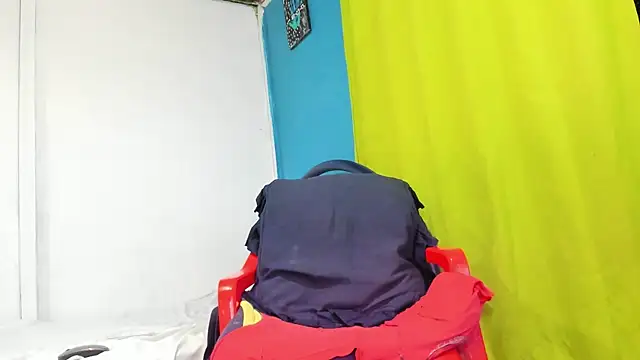 zackmontieel online show from March 21, 2025, 9:34 am