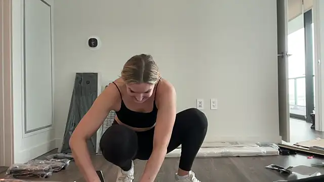 Snapshot of Graciemae_baexx chatting on February 11, 2025, 4:56 pm Graciemae baexx online show from February 11, 2025, 4:56 pm