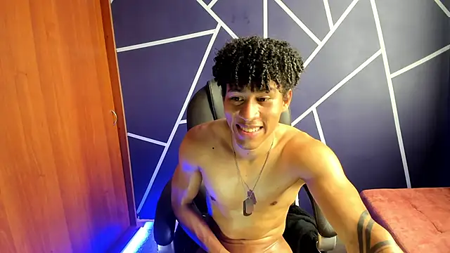 Snapshot of Pendragon1224 chatting on December 15, 2024, 7:21 pm Pendragon1224 online show from December 15, 2024, 7:21 pm