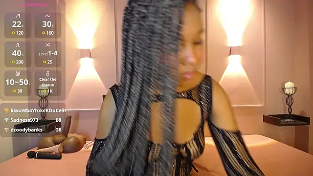 HAYLANISMITH online show from February 3, 2025, 3:17 pm