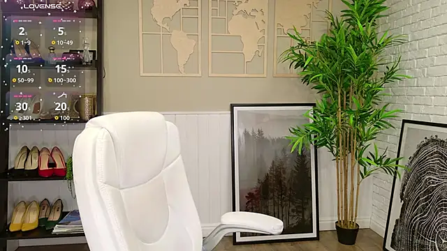 LadyLeea online show from September 25, 2025, 5:33 am