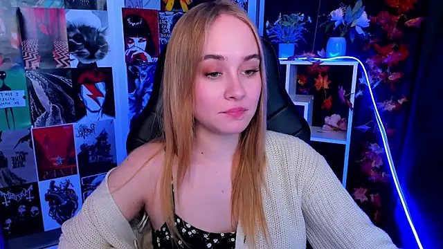 Snapshot of LianaBright chatting on December 6, 2024, 5:09 am LianaBright online show from December 6, 2024, 5:09 am