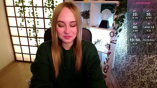 Snapshot of LianaBright chatting on December 23, 2024, 2:13 am LianaBright online show from December 23, 2024, 2:13 am