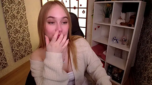 Snapshot of LianaBright chatting on January 28, 2025, 2:00 am LianaBright online show from January 28, 2025, 2:00 am