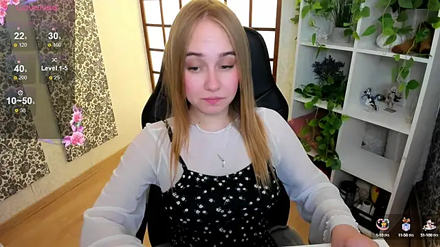 Snapshot of LianaBright chatting on February 6, 2025, 3:48 am LianaBright online show from February 6, 2025, 3:48 am