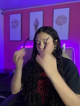 Paloma  LS online show from February 1, 2025, 7:13 pm