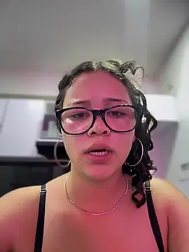 Paloma  LS online show from February 24, 2025, 8:14 pm