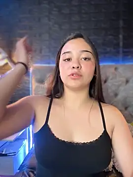 Paloma  LS online show from October 22, 2025, 7:13 pm