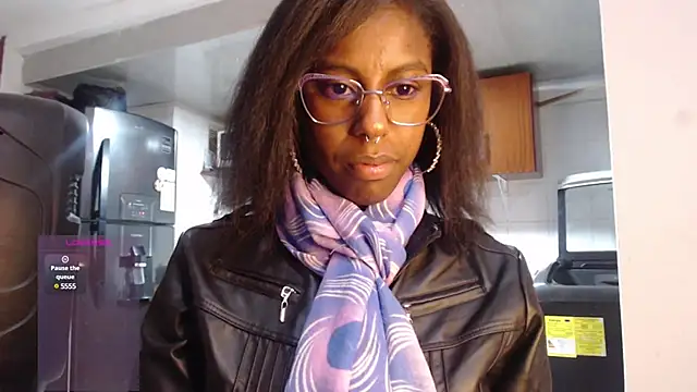 Snapshot of CoccoBele69 chatting on January 14, 2025, 1:47 am CoccoBele69 online show from January 14, 2025, 1:47 am