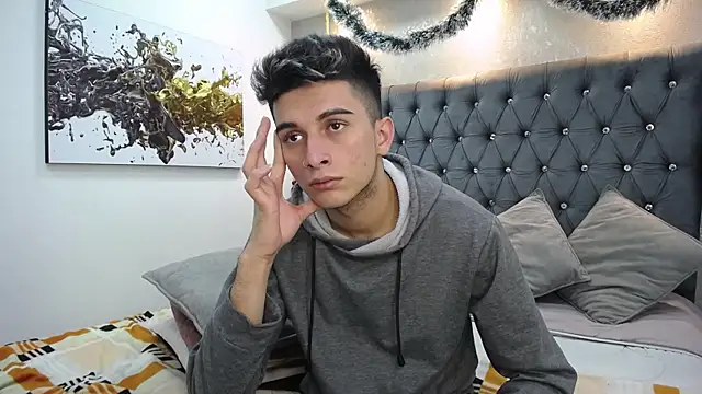 Snapshot of MrWilliseo chatting on December 14, 2024, 11:12 pm MrWilliseo online show from December 14, 2024, 11:12 pm