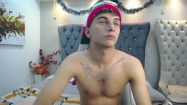 Snapshot of MrWilliseo chatting on December 24, 2024, 12:44 am MrWilliseo online show from December 24, 2024, 12:44 am