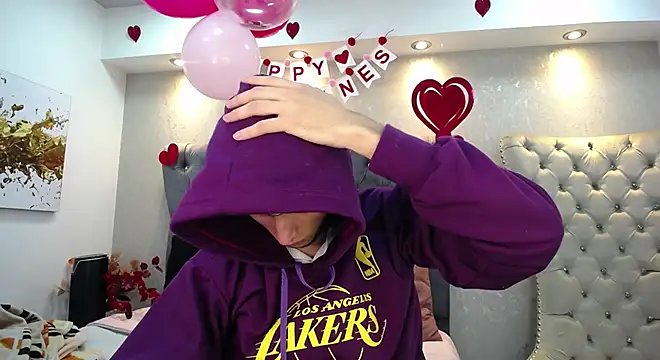 Snapshot of MrWilliseo chatting on February 15, 2025, 8:11 pm MrWilliseo online show from February 15, 2025, 8:11 pm