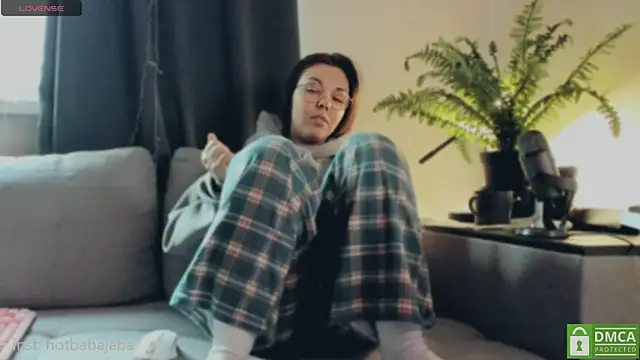 whoa-hoa-hoa-hoa-hoa online show from February 23, 2025, 2:25 pm