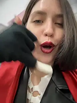 Snapshot of meow_girl chatting on December 30, 2024, 10:10 am meow girl online show from December 30, 2024, 10:10 am