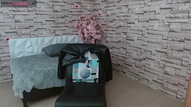 Vanse lust online show from March 22, 2025, 7:20 pm