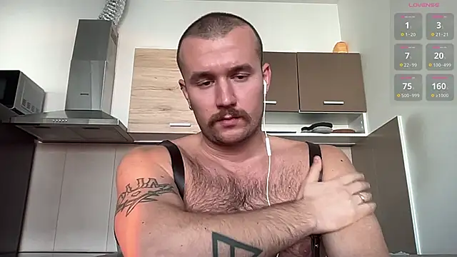 cute mark online show from December 29, 2024, 11:07 am