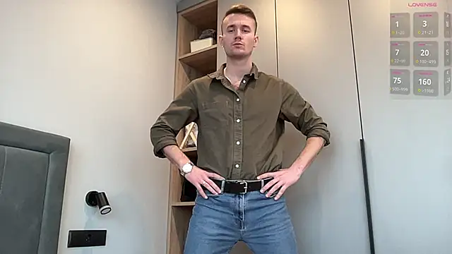 cute mark online show from November 23, 2025, 9:42 am