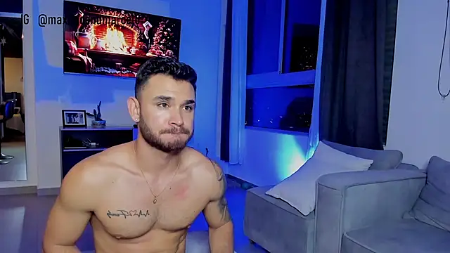 Snapshot of Maximo_Marcelo chatting on December 3, 2024, 11:57 pm Maximo Marcelo online show from December 3, 2024, 11:57 pm