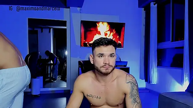 Snapshot of Maximo_Marcelo chatting on January 16, 2025, 4:07 am Maximo Marcelo online show from January 16, 2025, 4:07 am